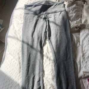 Grey Lululemon wonder under full length size 6
